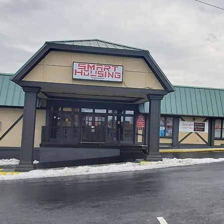 Smart Hotel - Formerly Econo Lodge Beckley Exterior foto